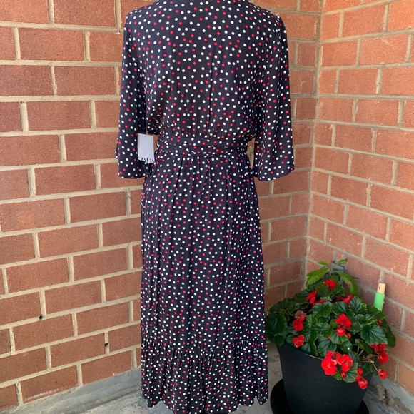 Dress - Picture 2 of 6